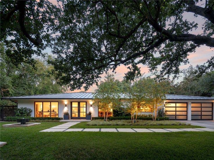 Modern ranch house